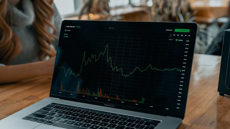 RSU vs. Stock Options