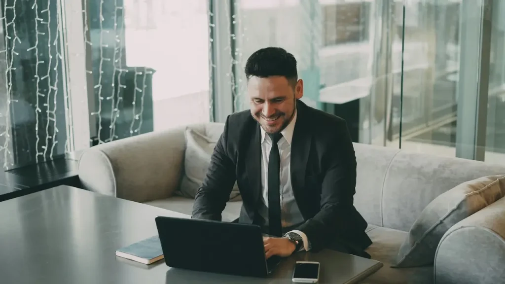 financial advisor vs robo advisor